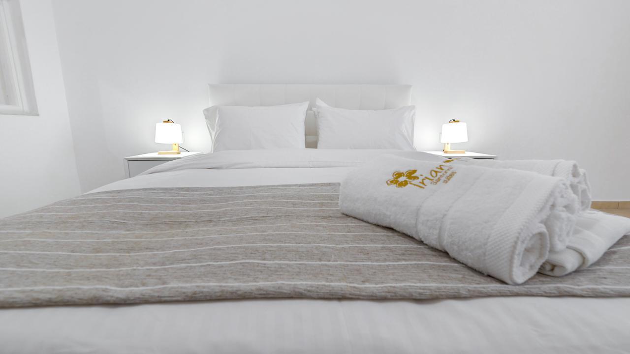 Iriana Suites Fira  Exteriér fotografie